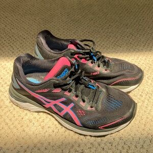 Asics Black and Pink Athletic Shoes with Sleek Design
